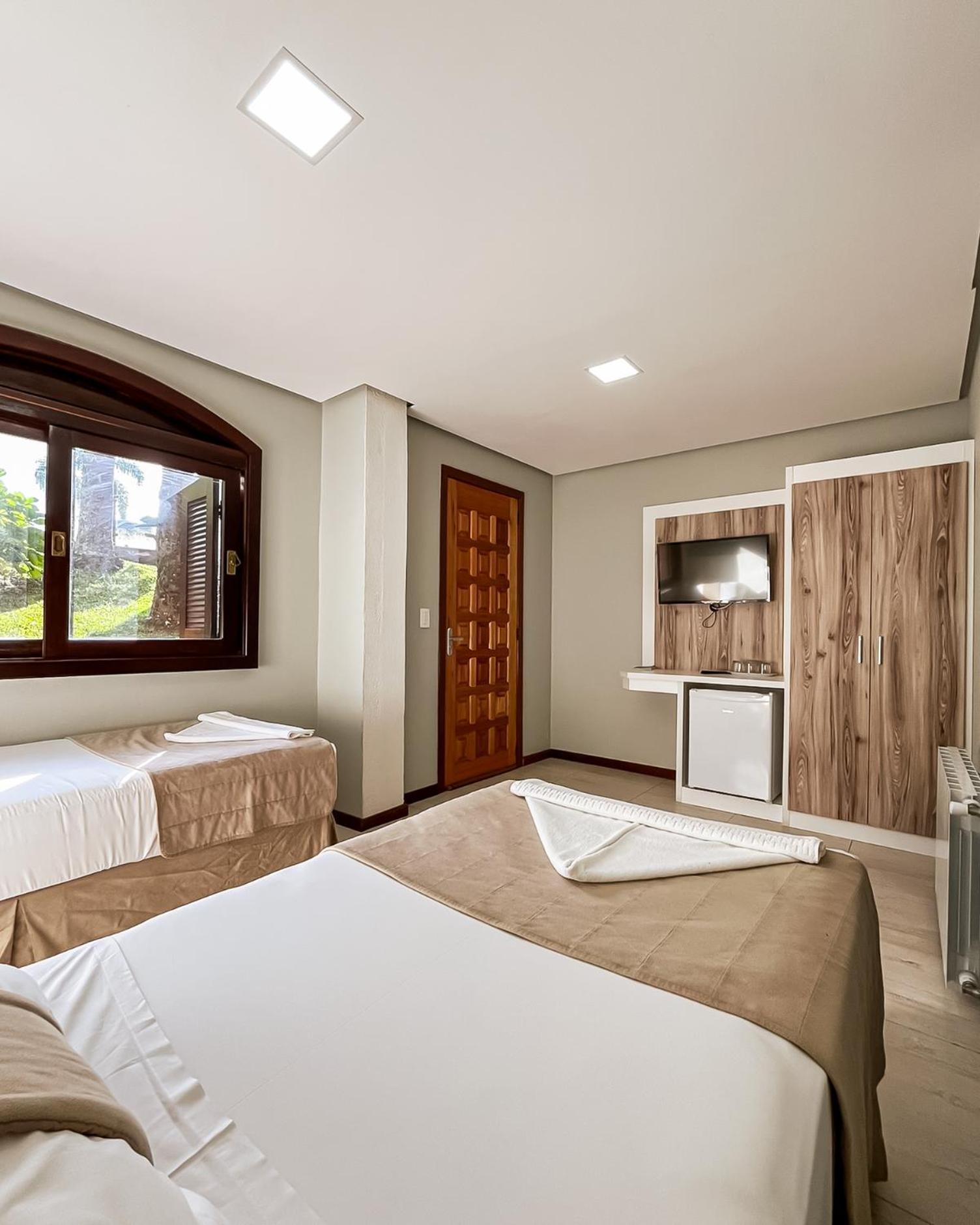 Quadruple Room,1669024101:JPEG